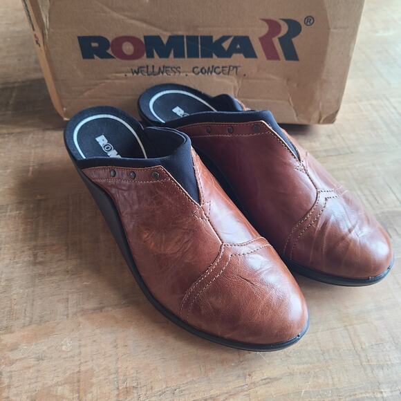 Romika Mokassetta Shoes‎ Women's Size 41 Leather Brown Studded Mules NEW - Picture 1 of 7